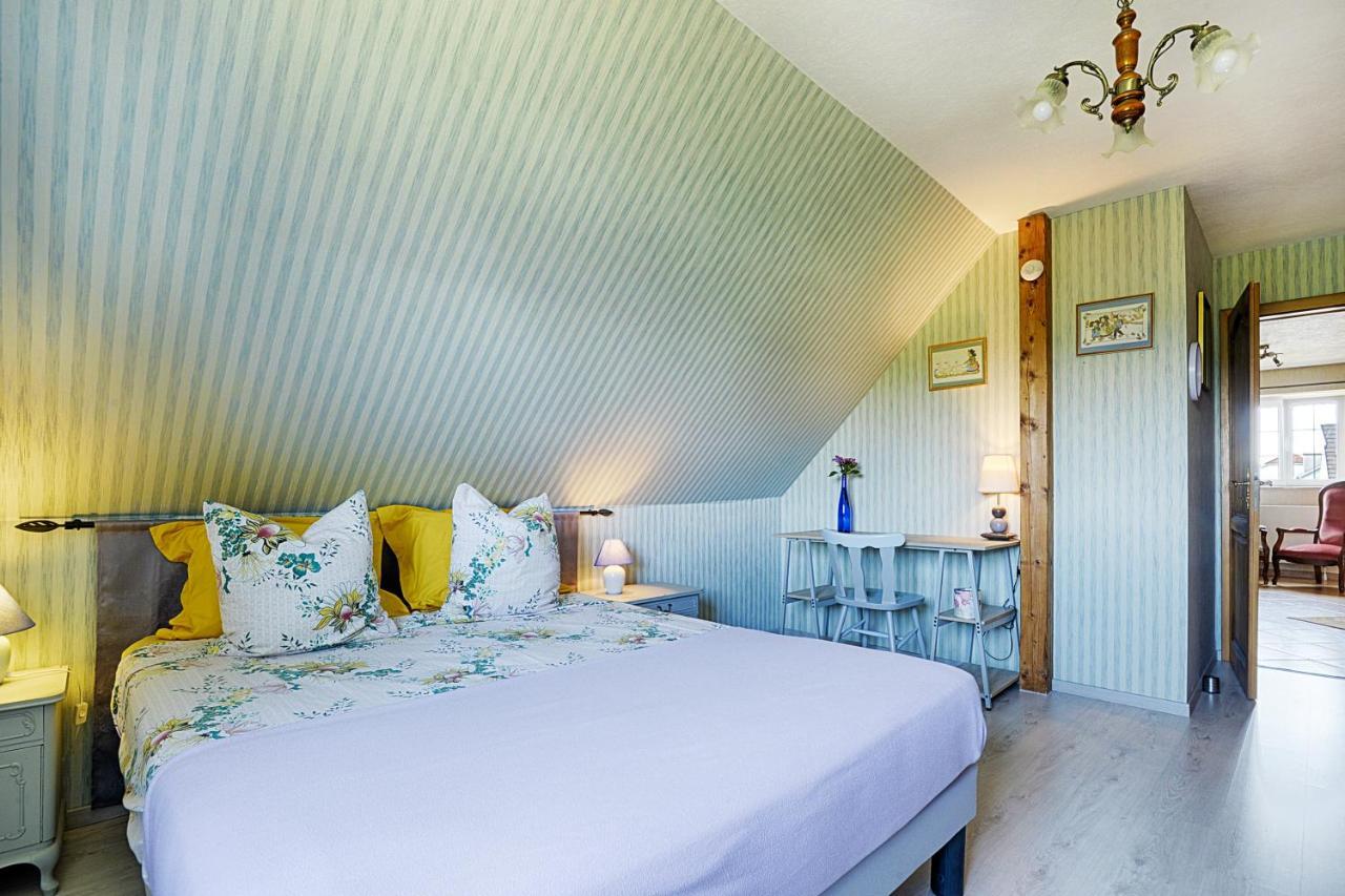 Aux Pieds Des Vignes Bed & Breakfast Ингерсайм Екстериор снимка